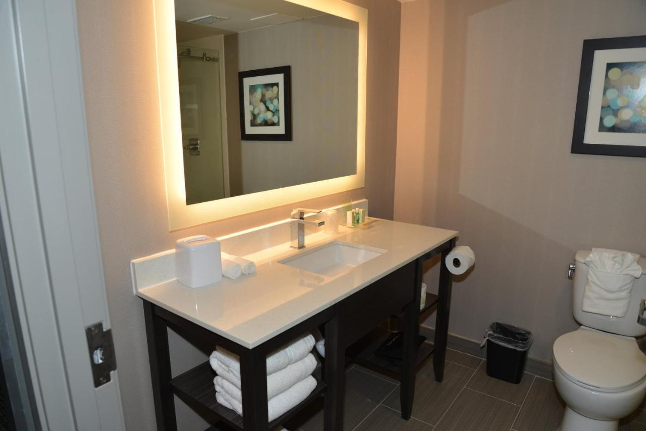 Holiday Inn - Beaumont East-Medical Ctr Area By Ihg Esterno foto